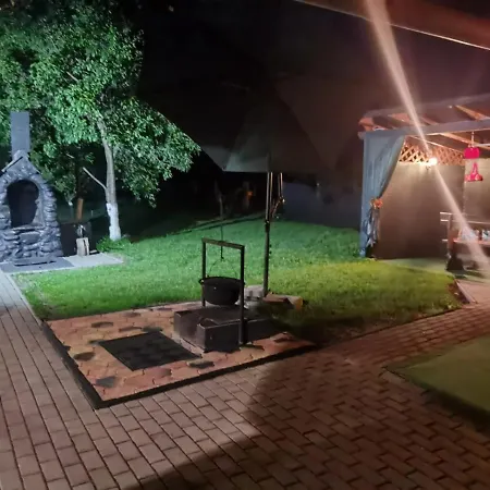 Case de vacanță Eden Garden