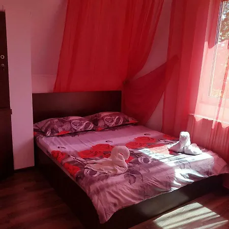 Eden Garden Case de vacanță *